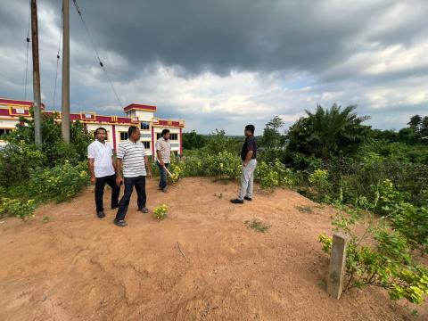 Visit to sites for construction of District Labour Offices